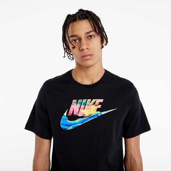 Nike Black Sportswear Short sleeve Tee Spring Break Hybrid  multicolored logo M - Picture 6 of 11